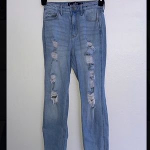 Hollister ripped Mom Jeans